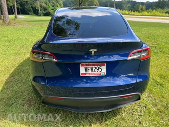 2022 Tesla Model Y Long Range - miniatura 4