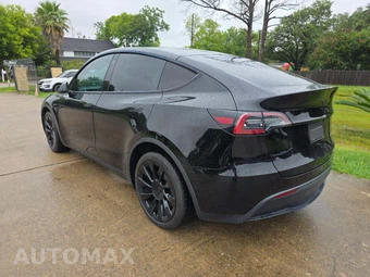 2022 Tesla Model Y Long Range - miniatura 2
