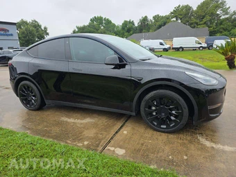2022 Tesla Model Y Long Range - miniatura 4