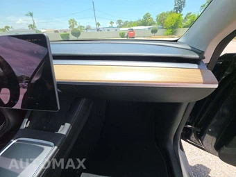 2022 Tesla Model Y Long Range - miniatura 17