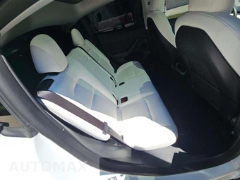 2022 Tesla Model Y Long Range - miniatura 14