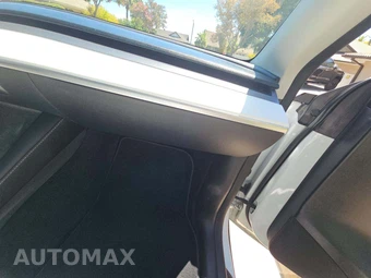 2022 Tesla Model Y Long Range - miniatura 17