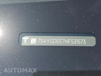 2022 Tesla Model Y Long Range - miniatura 2