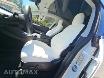 2022 Tesla Model Y Long Range - miniatura 3