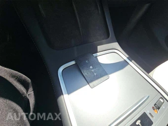 2022 Tesla Model Y Long Range - miniatura 5