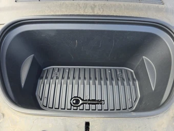 2022 Tesla Model Y Long Range - miniatura 15