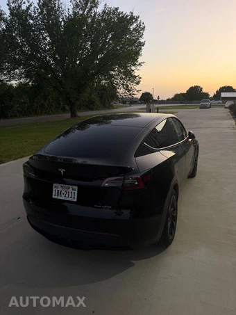 2022 Tesla Model Y Long Range - miniatura 10