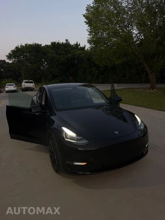 2022 Tesla Model Y Long Range - miniatura 4