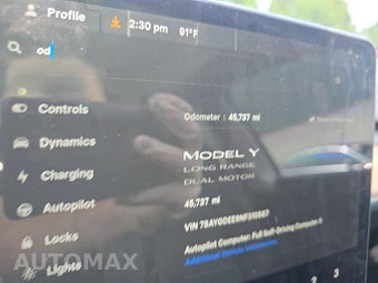 2022 Tesla Model Y Long Range - miniatura 12