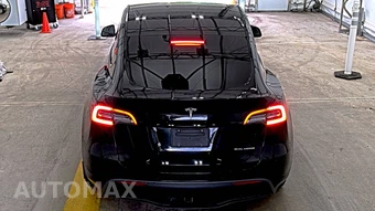 2022 Tesla Model Y Long Range - miniatura 5
