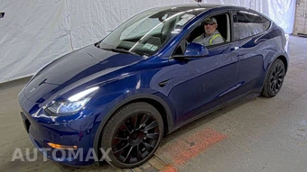 2022 Tesla Model Y Long Range