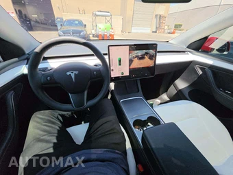 2022 Tesla Model Y Long Range - miniatura 10