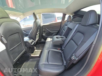 2022 Tesla Model Y Long Range – miniatura 13