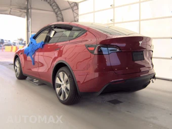 2022 Tesla Model Y Long Range – miniatura 6