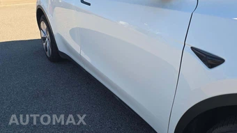 2022 Tesla Model Y Long Range - miniatura 26