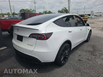 2022 Tesla Model Y Performance - miniatura 3