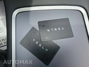 2022 Tesla Model Y Performance - miniatura 8
