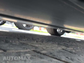 2022 Tesla Model Y Performance - miniatura 17