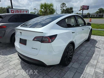 2022 Tesla Model Y Performance - miniatura 3