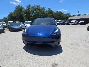 2022 Tesla Model Y Performance – miniatura 2