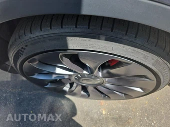 2022 Tesla Model Y Performance - miniatura 11