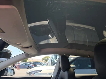 2022 Tesla Model Y Performance - miniatura 14