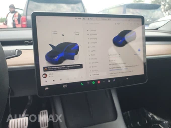 2022 Tesla Model Y Performance - miniatura 12