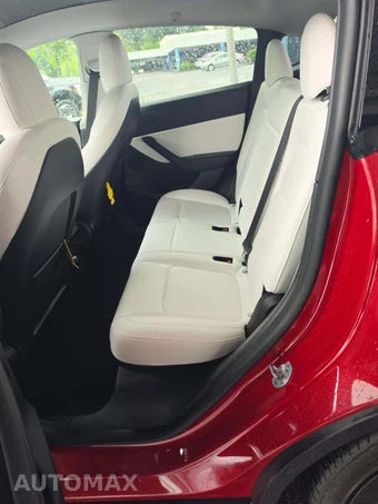 2022 Tesla Model Y Performance - miniatura 10