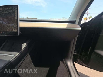 2022 Tesla Model Y Performance - miniatura 16