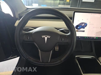 2022 Tesla Model Y Performance - miniatura 10