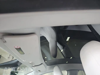 2022 Tesla Model Y Performance - miniatura 20