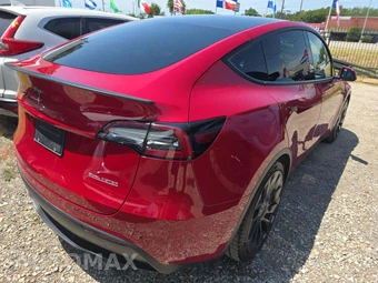 2022 Tesla Model Y Performance - miniatura 3