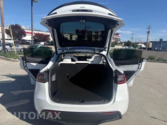 2022 Tesla Model Y Performance - miniatura 11