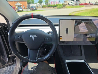 2022 Tesla Model Y Performance - miniatura 10