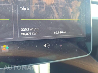 2022 Tesla Model Y Performance - miniatura 12