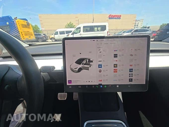 2022 Tesla Model Y Performance - miniatura 10