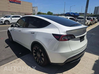 2022 Tesla Model Y Performance - miniatura 2