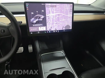 2022 Tesla Model Y Performance - miniatura 11