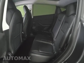 2022 Tesla Model Y Performance - miniatura 13