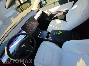 2022 Tesla Model Y Performance - miniatura 8