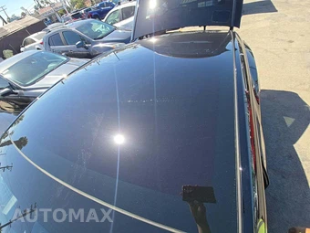 2022 Tesla Model Y Performance - miniatura 12