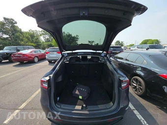 2022 Tesla Model Y Performance - miniatura 14