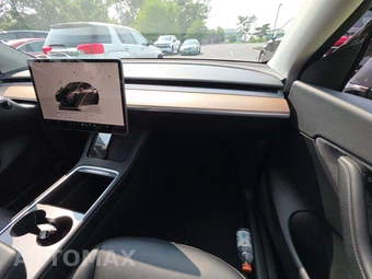 2022 Tesla Model Y Performance - miniatura 20