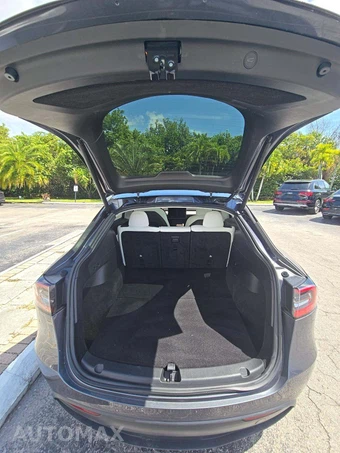 2022 Tesla Model Y Performance - miniatura 11