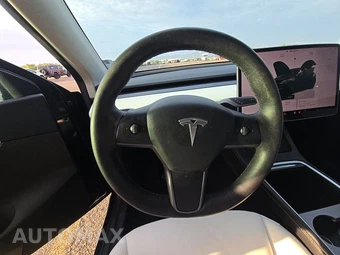 2022 Tesla Model Y Performance - miniatura 10