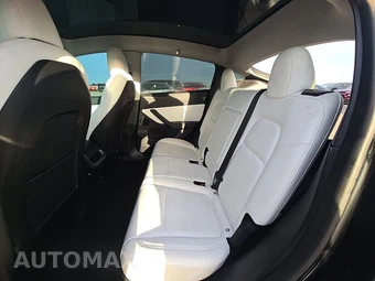 2022 Tesla Model Y Performance - miniatura 13