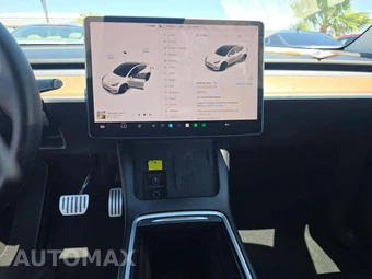 2022 Tesla Model Y Performance - miniatura 10
