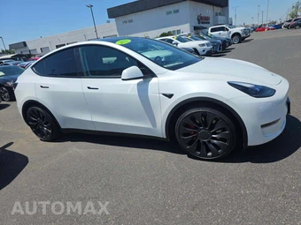 2022 Tesla Model Y Performance - miniatura 4