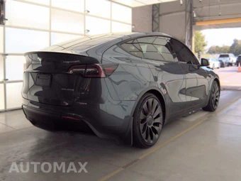 2022 Tesla Model Y Performance - miniatura 4