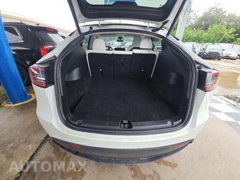 2022 Tesla Model Y Performance - miniatura 14